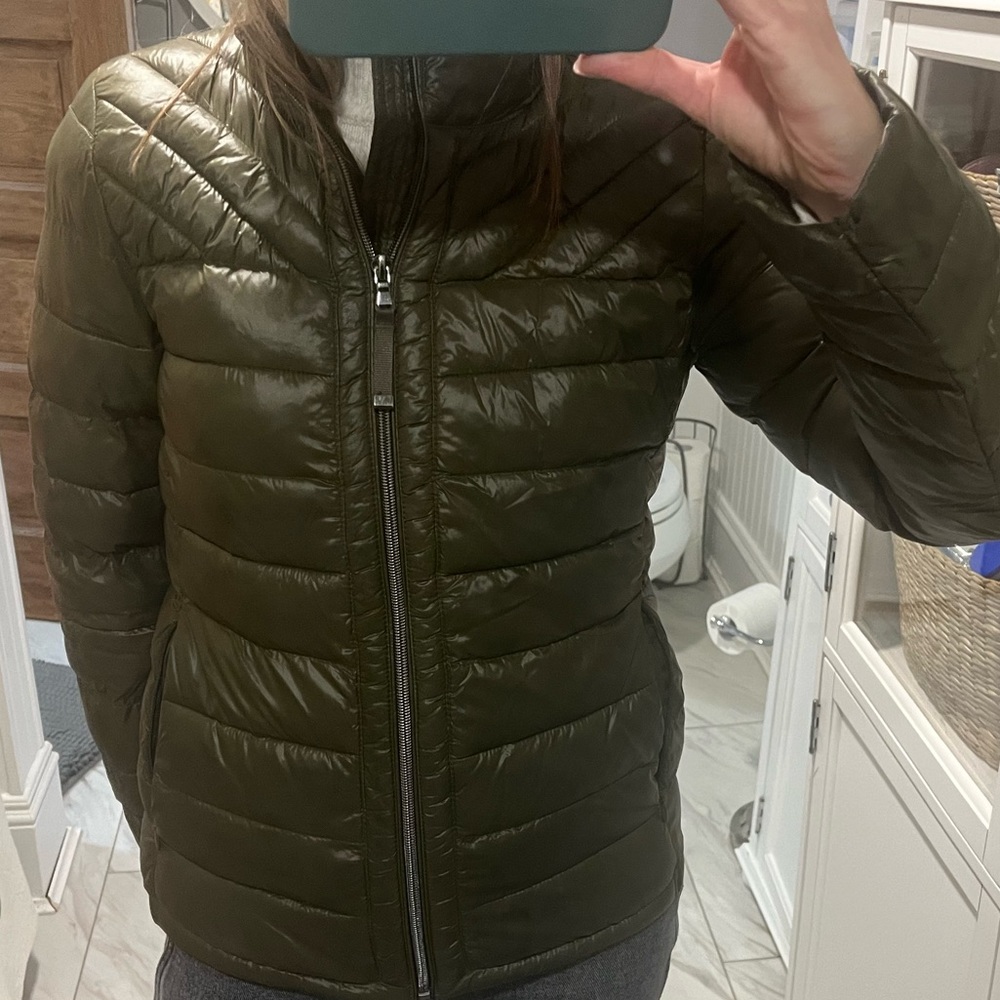 Green Gap puffer